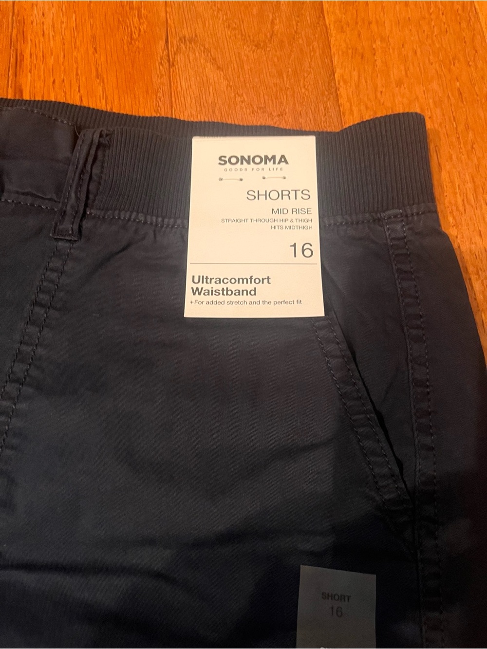 Sonoma Navy Women’s Flat Front Shorts - Picture 2 of 3